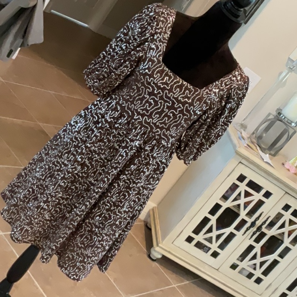 MOON RIVER back zip brown shimmer with silver sequin dress, size small